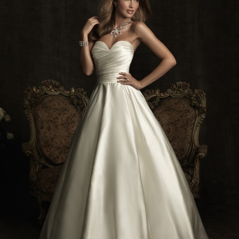 Allure Bridal Gown, new satin backed taffeta w